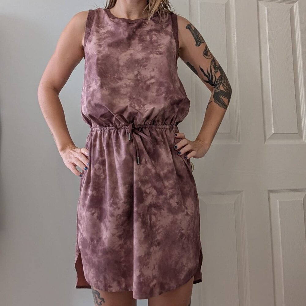 Super Comfy Athleta Dress size S, muted pink